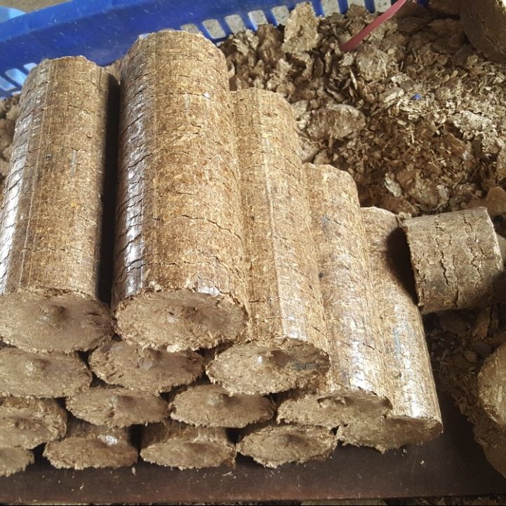 Hình ảnh củi ép mùn cưa được đóng gói cẩn thận